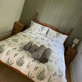 Airbnb Cleaner UK